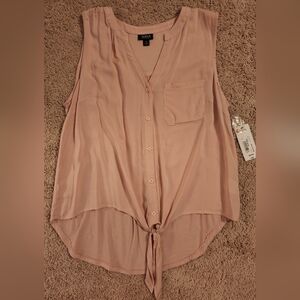 NWT a.n.a tie and button front sleeveless blush pink top size M